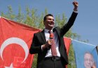 MANİSA GENÇ BAŞKAN FERDİ ZEYREK'E EMANET
